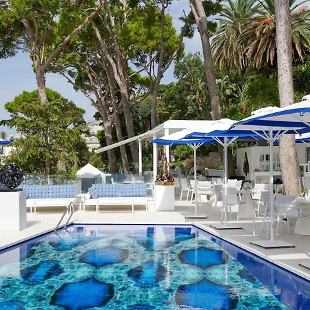 Hotell Scalinatella 5*